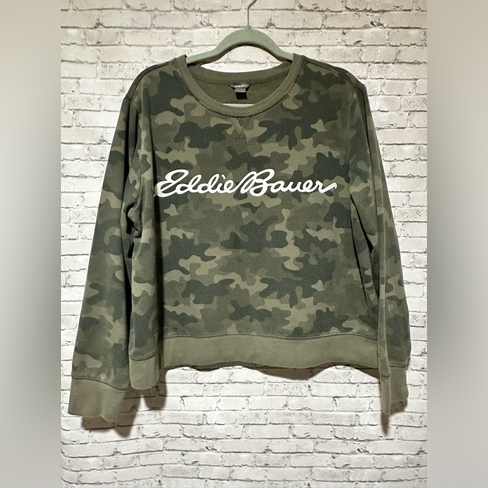 Eddie Bauer Green Camo Crew Neck Sweatshirt XL